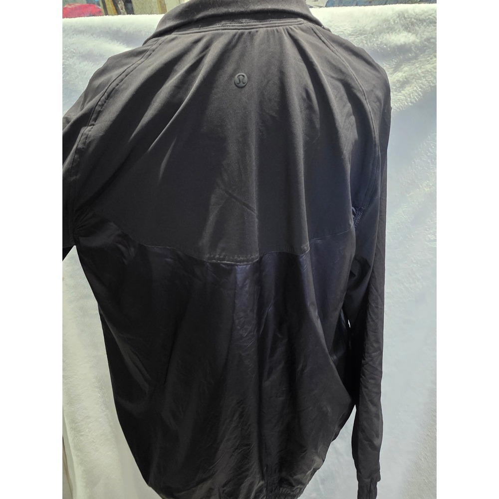 Lululemon Black Half Zip Windbreaker All Roads Pullover Jacket Womens Sz 12 Gym - Picture 7 of 10